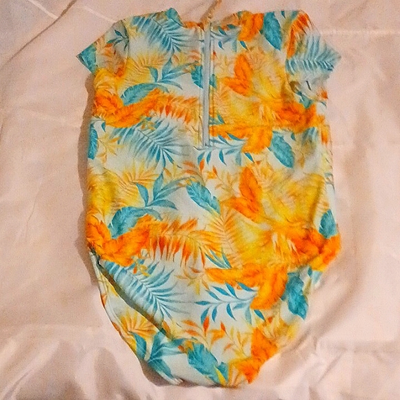 Art Class One-piece Swimsuit (Wetsuit Style) - Picture 5 of 11